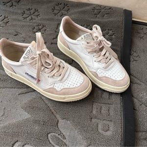 Autry white sneakers sz39